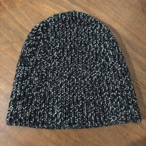 Everlane Black and White Merino Wool Knit Beanie BOGO